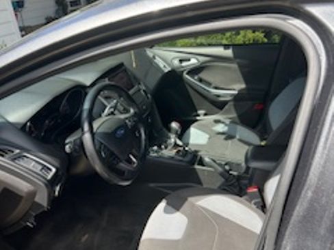 Used 2017 Ford Focus ST image 9