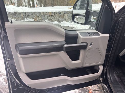 Used 2021 Ford F350 XL w/ Power Equipment Group image 5