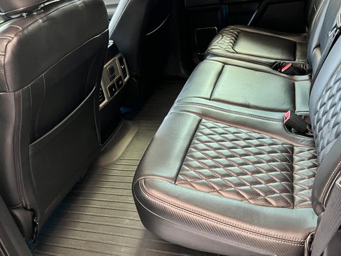 Used 2020 Ford F150 Lariat w/ Equipment Group 502A Luxury image 10