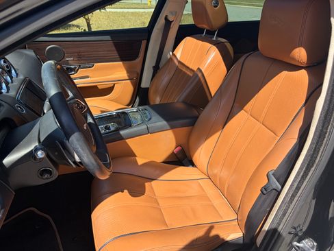Used 2014 Jaguar XJ L Portfolio image 8