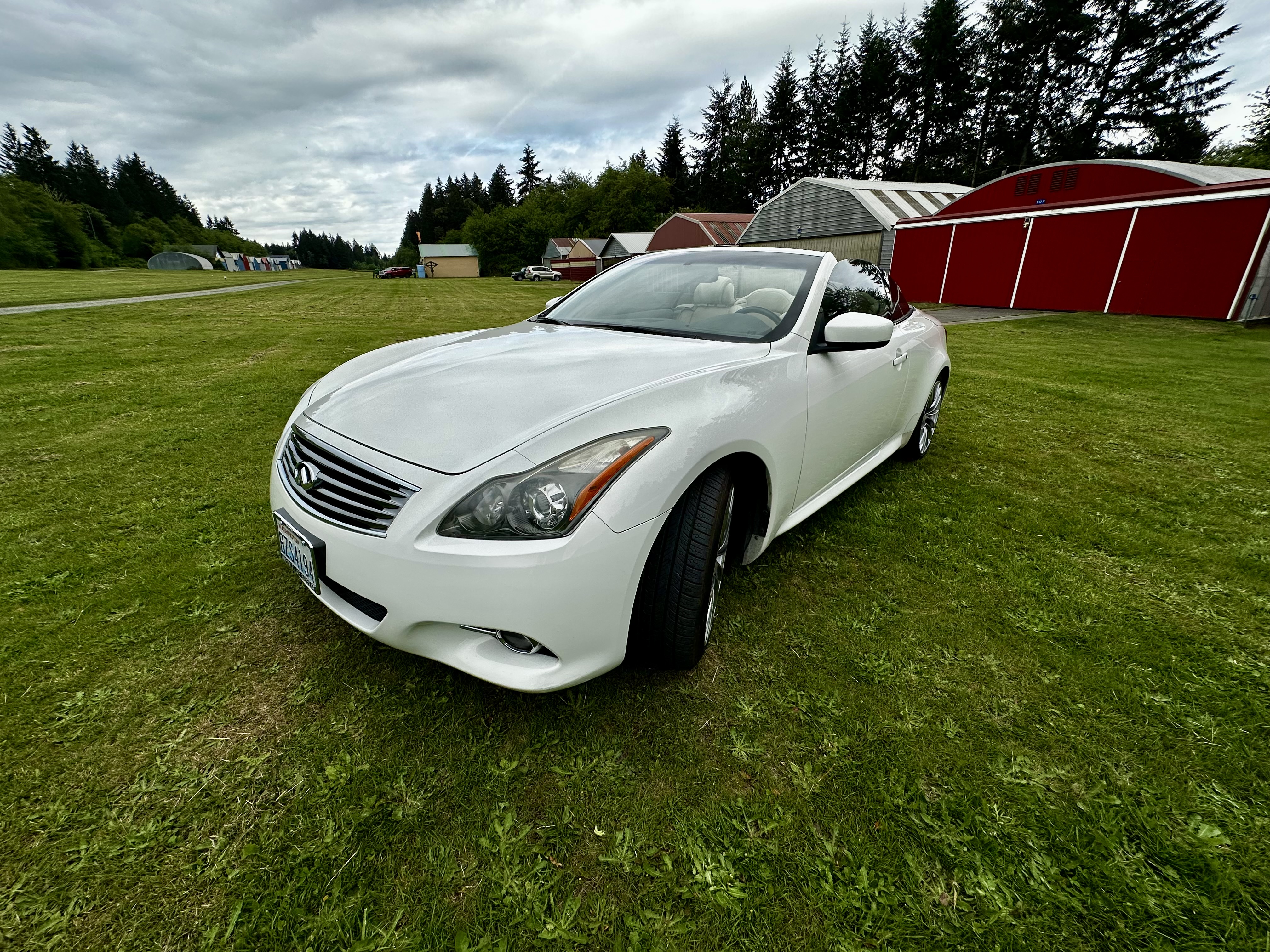 Used 2011 INFINITI G37 Convertible w/ Premium Pkg RWD image 26