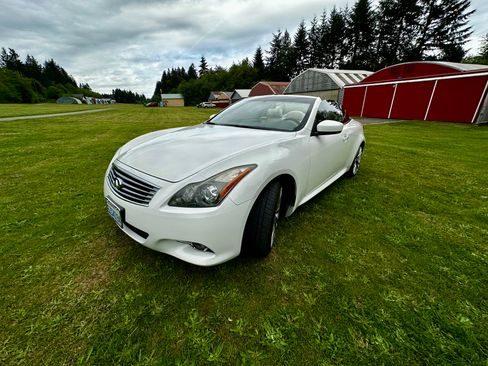 Used 2011 INFINITI G37 Convertible w/ Premium Pkg RWD image 26