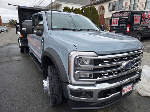 Used 2024 Ford F550 4x4 Crew Cab Super Duty image 6