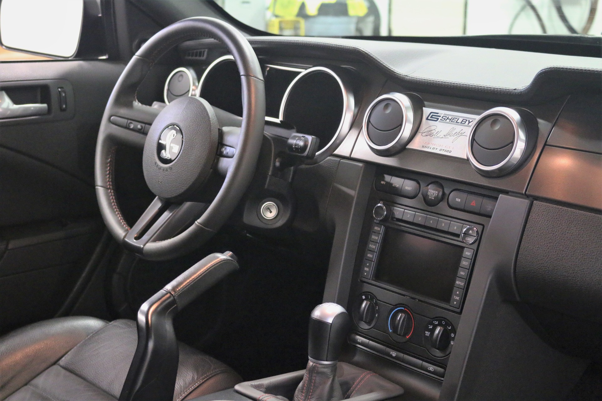 Used 2008 Ford Mustang Shelby GT500 RWD image 11