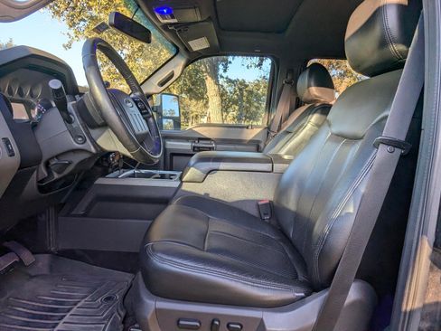 Used 2011 Ford F250 Lariat w/ Lariat Ultimate Pkg image 8