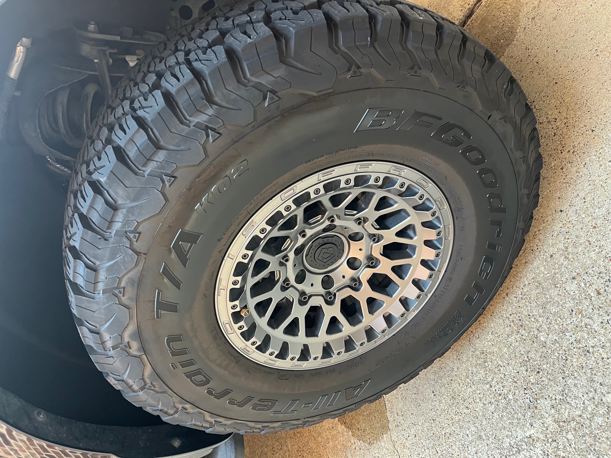 Used 2021 Ford F150 Raptor w/ Equipment Group 801A High AWD/4WD image 17