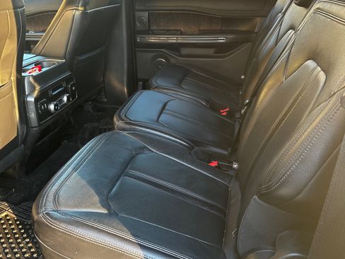 Used 2019 Ford Expedition Max Limited AWD/4WD image 5