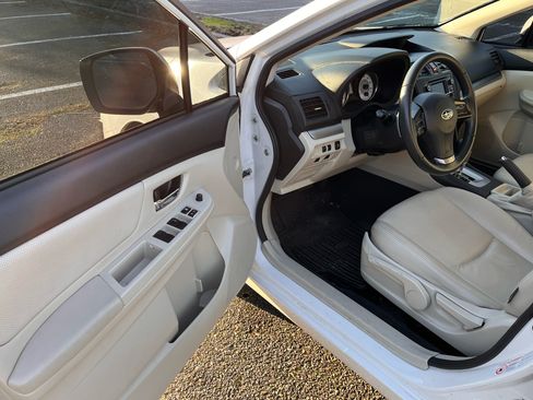 Used 2012 Subaru Impreza 2.0i Limited image 15