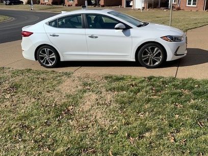 Used 2017 Hyundai Elantra Limited w/ Limited Tech Package 04