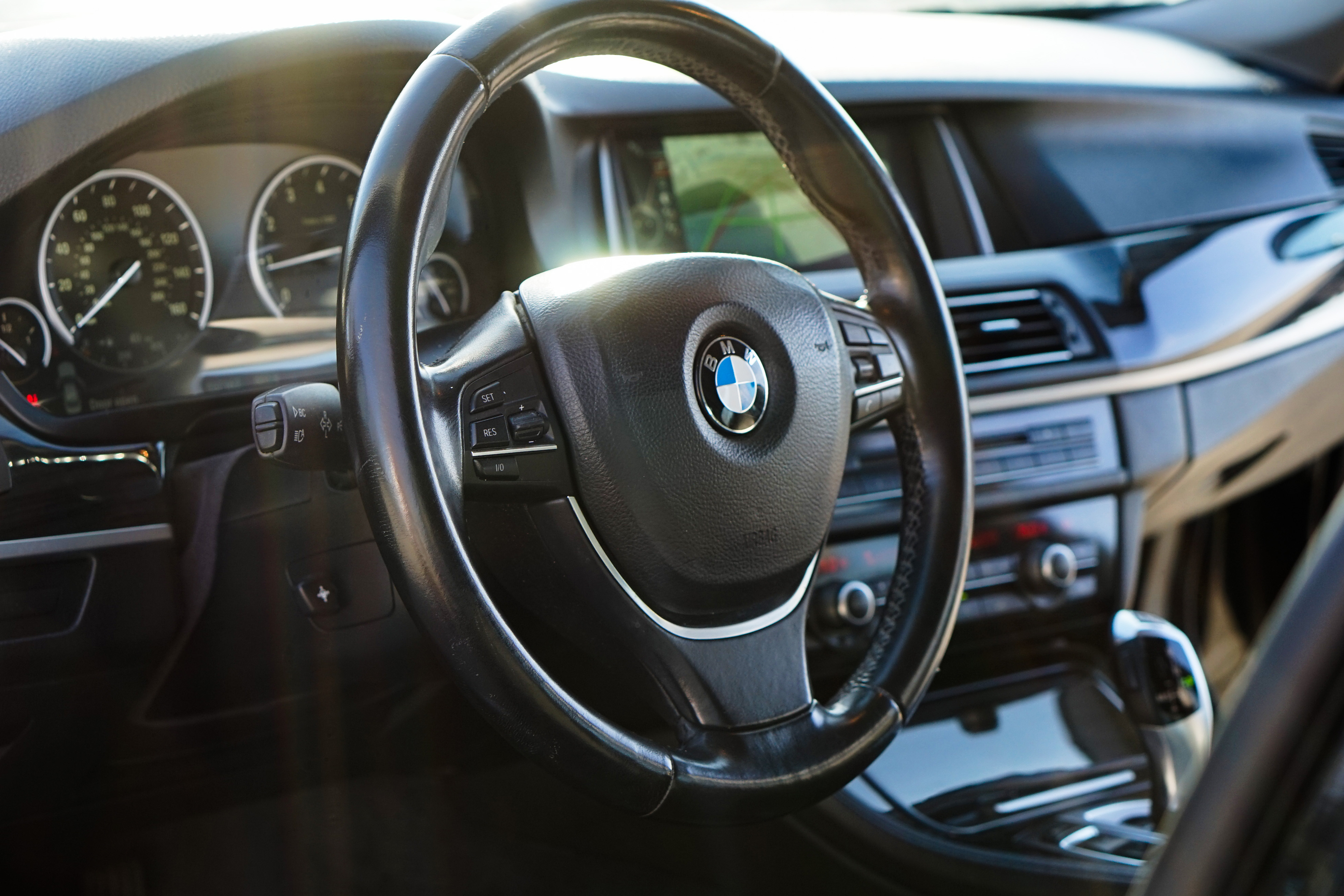 Used 2014 BMW 528i Sedan RWD image 14