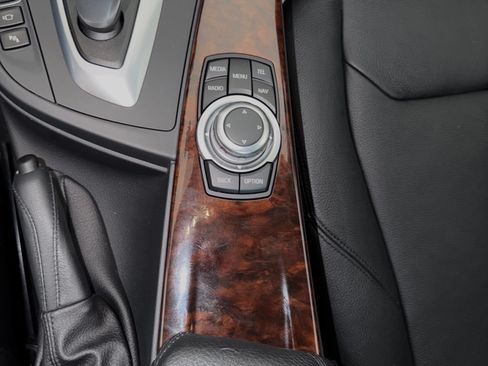 Used 2013 BMW 335i Sedan RWD image 17