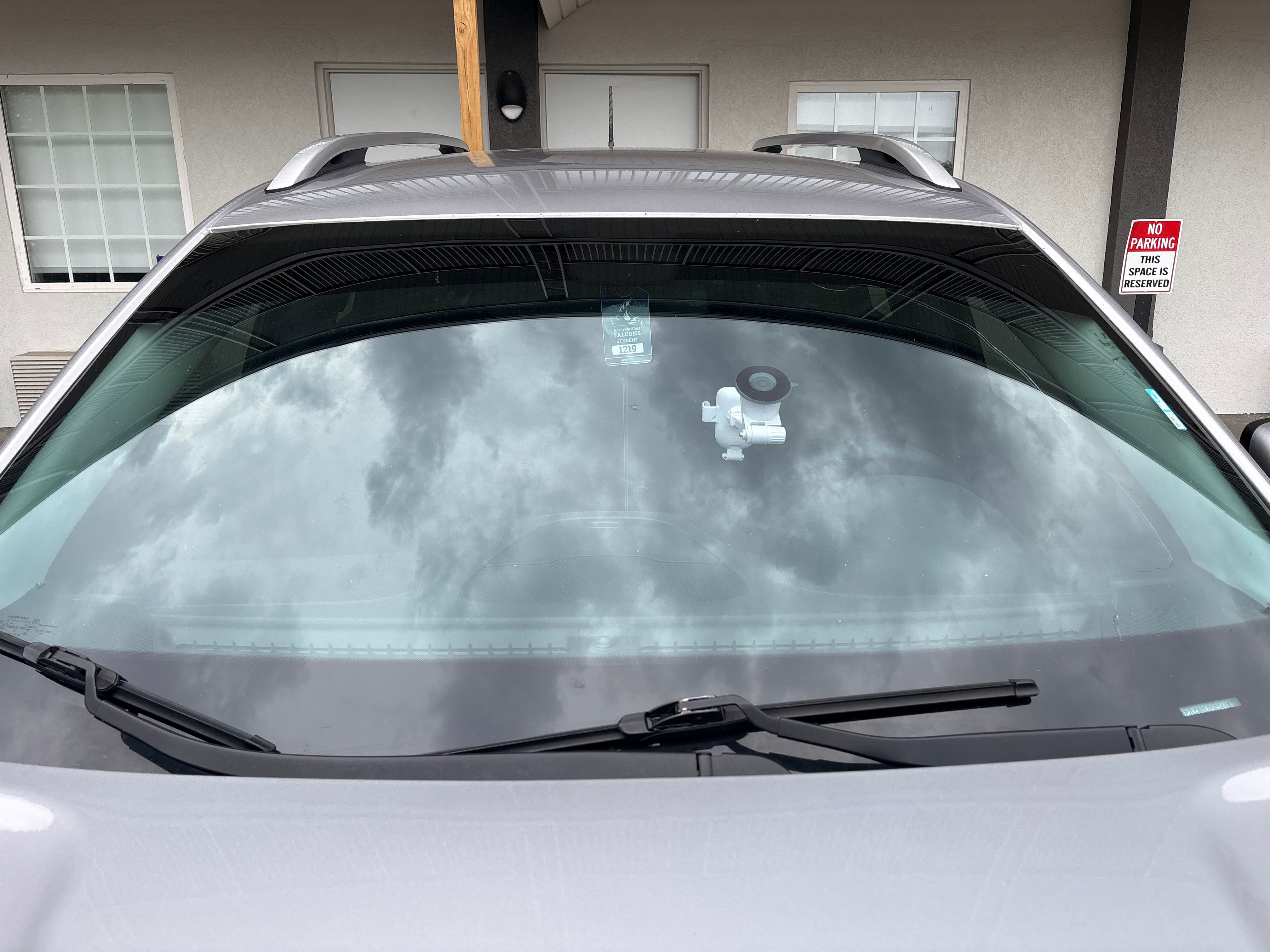 Used 2020 Jeep Cherokee Latitude FWD image 4