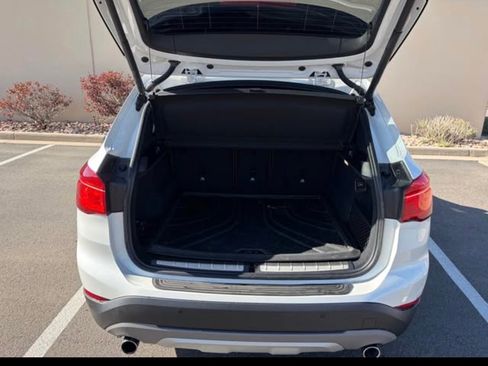 Used 2019 BMW X1 xDrive28i w/ Convenience Package AWD/4WD image 10