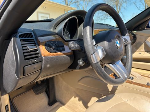 Used 2008 BMW Z4 3.0si RWD image 6