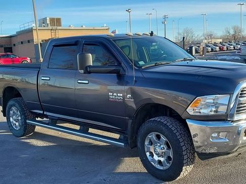Used 2017 RAM 3500 Big Horn image 4
