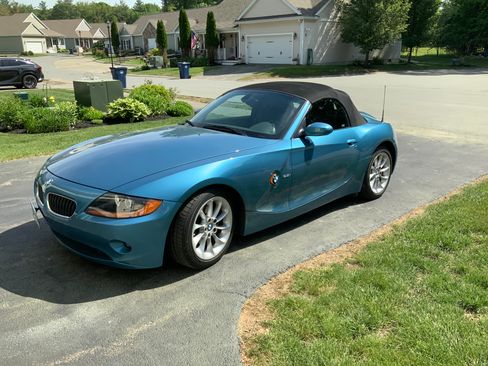 Used 2003 BMW Z4 2.5i RWD image 2