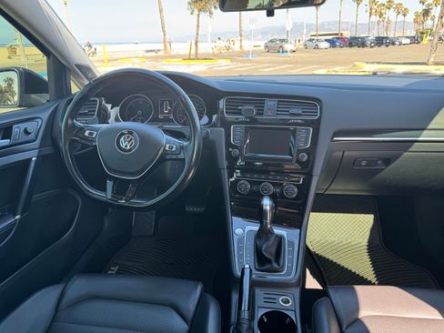 Used 2015 Volkswagen Golf TDI SEL w/ Lighting Package (SEL) FWD image 13