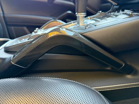 Used 2018 Porsche Cayenne Turbo S w/ Premium Package Plus image 12