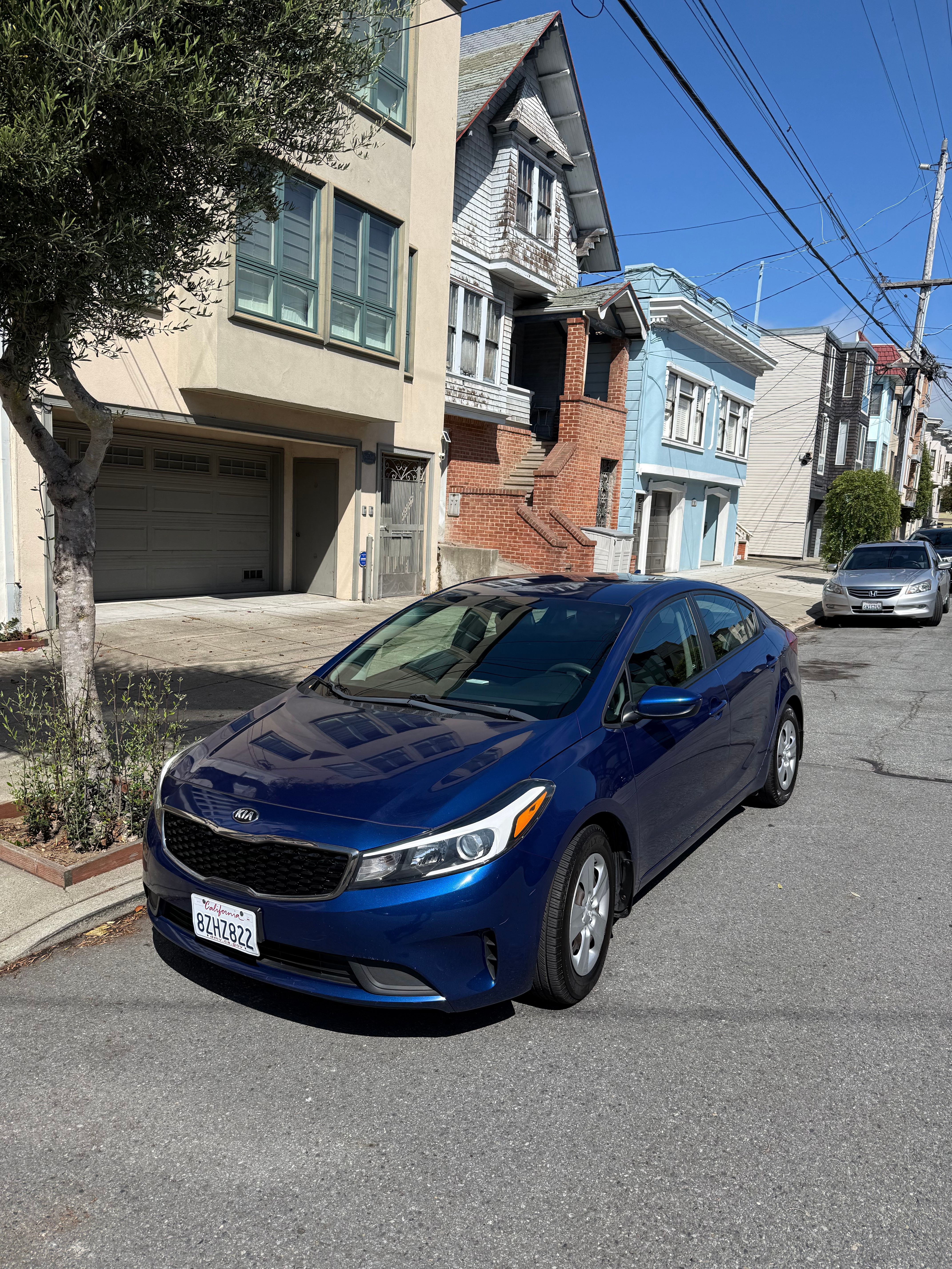 Used 2017 Kia Forte LX FWD image 2
