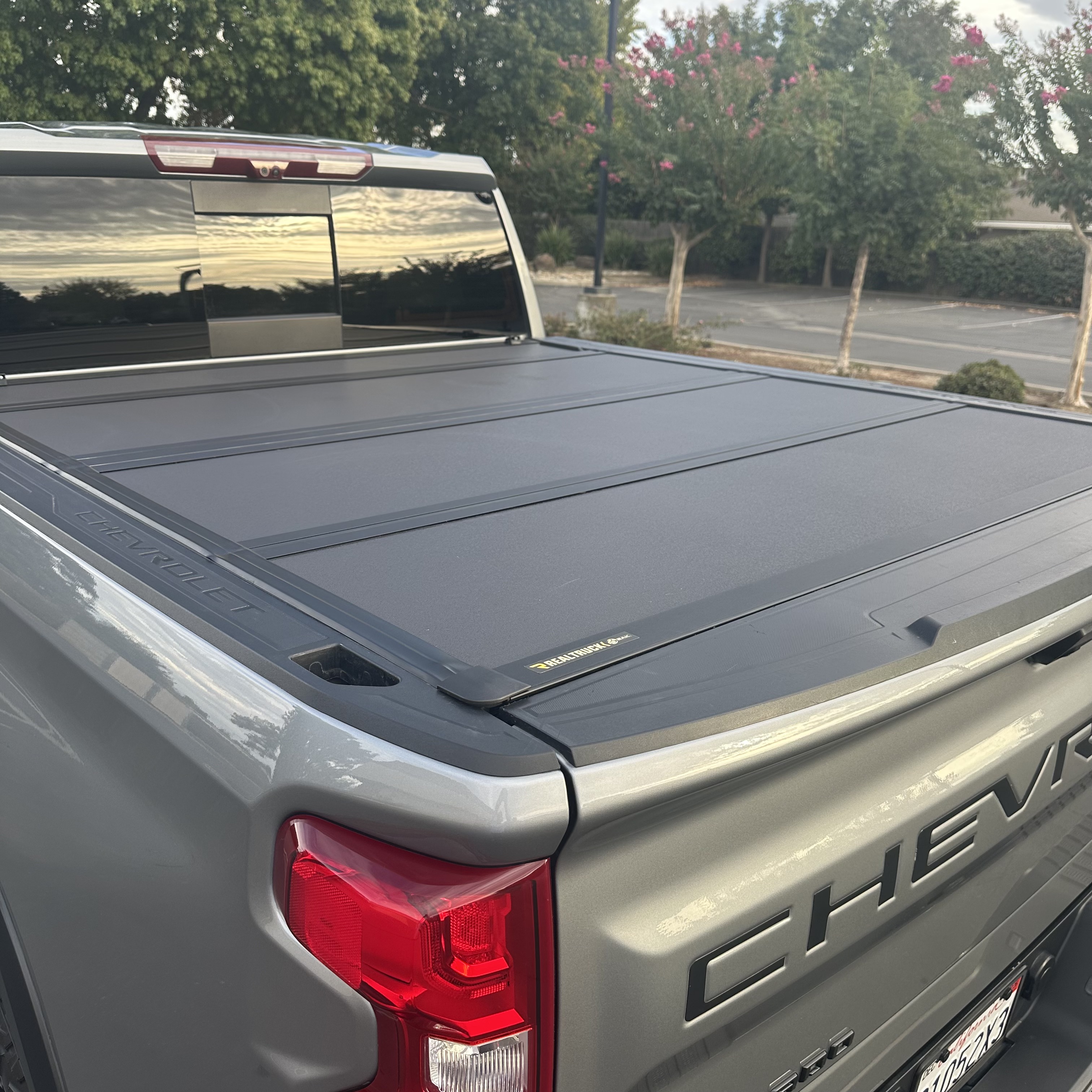 Used 2024 Chevrolet Silverado 1500 ZR2 w/ Technology Package AWD/4WD image 13