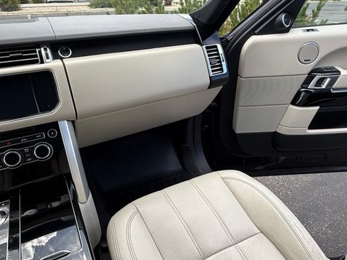 Used 2015 Land Rover Range Rover Supercharged AWD/4WD image 14