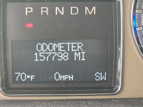 Used 2013 Cadillac Escalade Platinum image 12