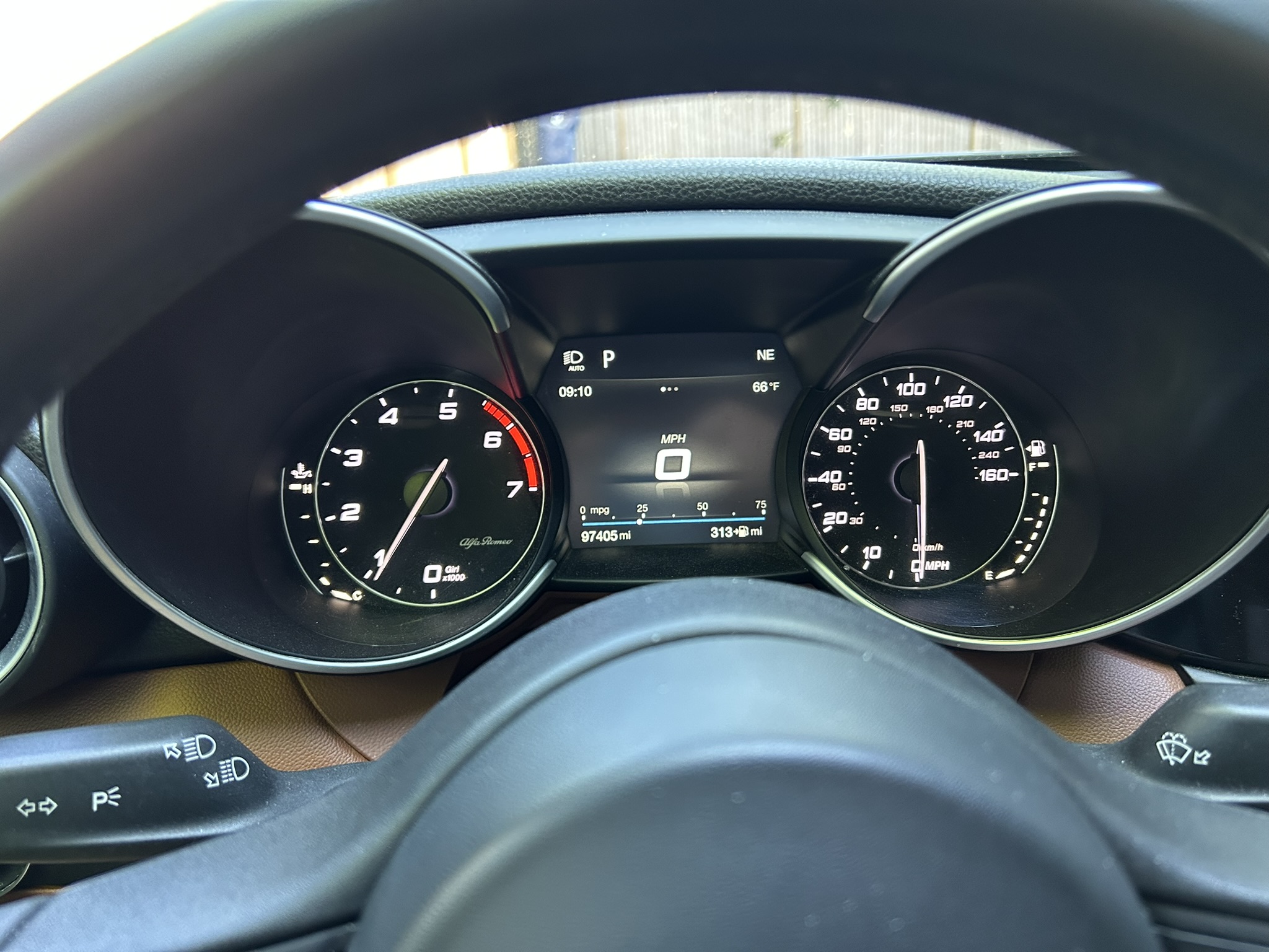 Used 2018 Alfa Romeo Giulia AWD image 9