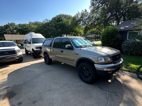 Used 2001 Ford F150 Lariat AWD/4WD image 17