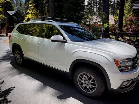 Used 2018 Volkswagen Atlas SEL AWD/4WD image 8