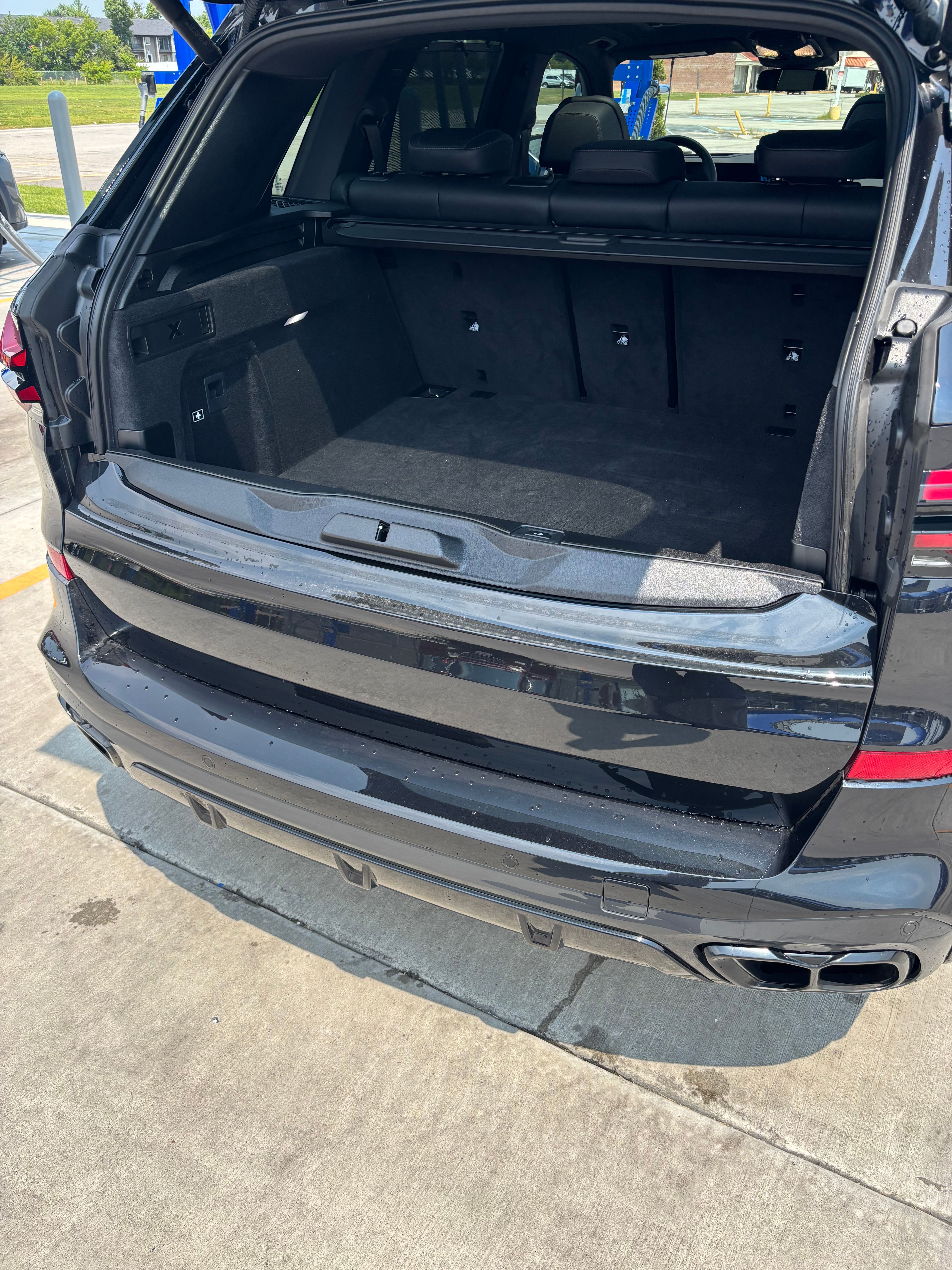 Used 2024 BMW X5 M60i AWD/4WD image 21