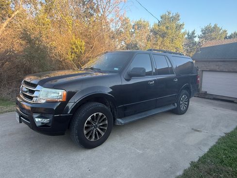 Used 2015 Ford Expedition EL XLT RWD image 12