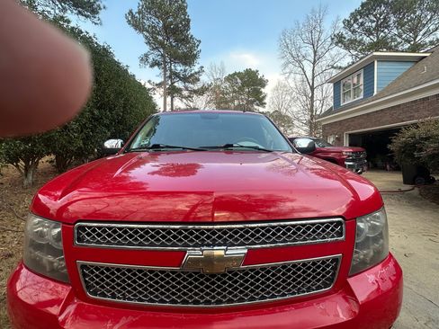 Used 2009 Chevrolet Avalanche LTZ image 4