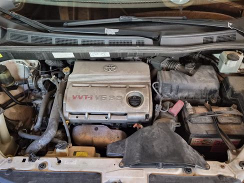 Used 2006 Toyota Sienna XLE w/ XLE Pkg 7 FWD image 19
