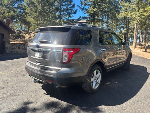 Used 2011 Ford Explorer Limited image 4