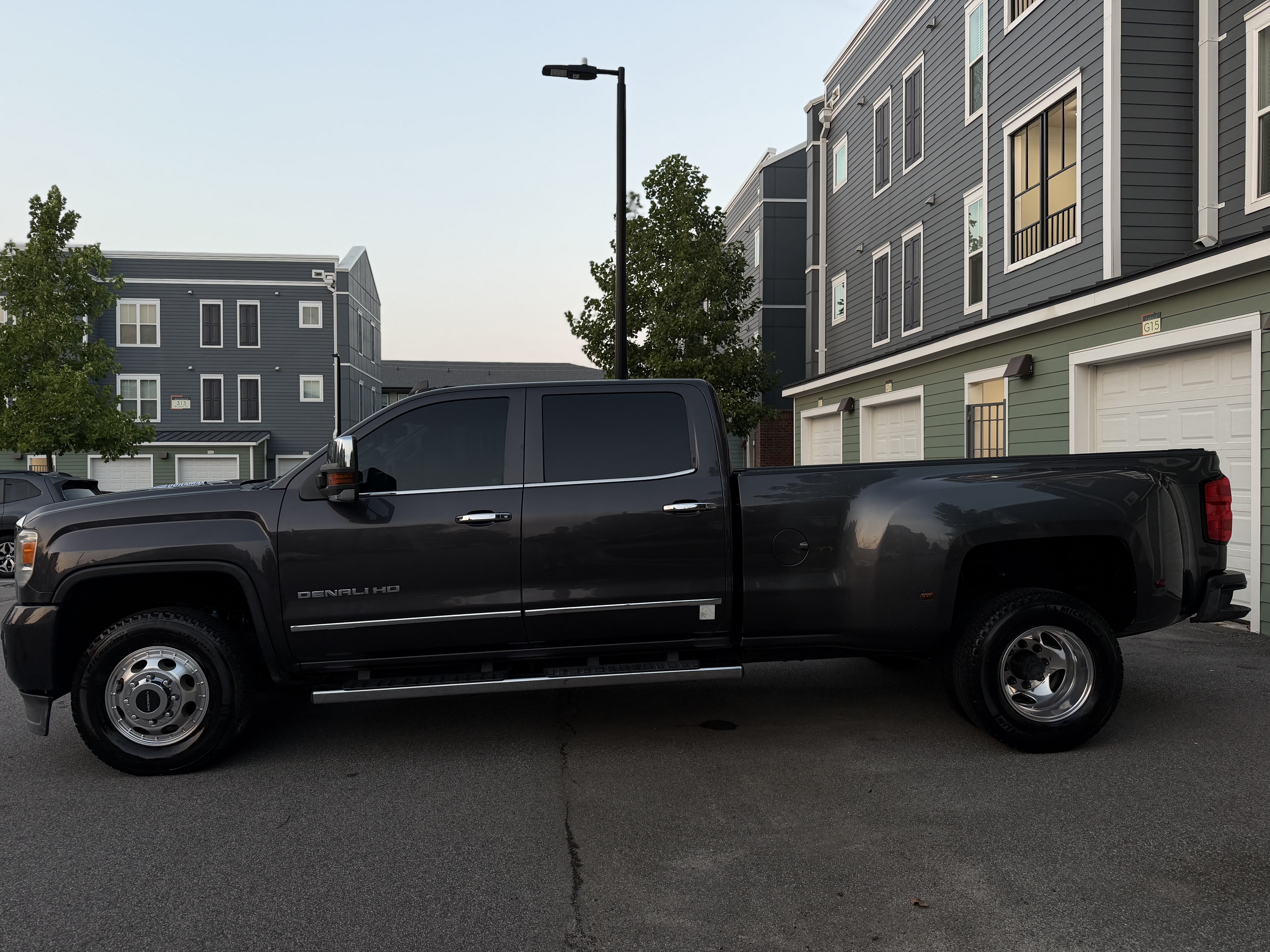 Used 2015 GMC Sierra 3500 Denali w/ Duramax Plus Package AWD/4WD image 15