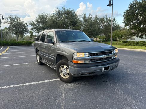 Used 2001 Chevrolet Tahoe LS w/ LS Preferred Equipment Group image 6