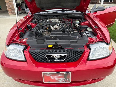 Used 1999 Ford Mustang GT image 2