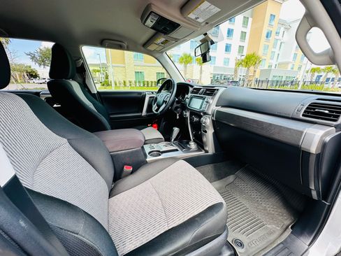 Used 2019 Toyota 4Runner SR5 image 17