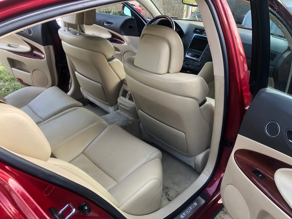 Used 2008 Lexus GS 460 w/ Preferred Accessory Pkg RWD image 25