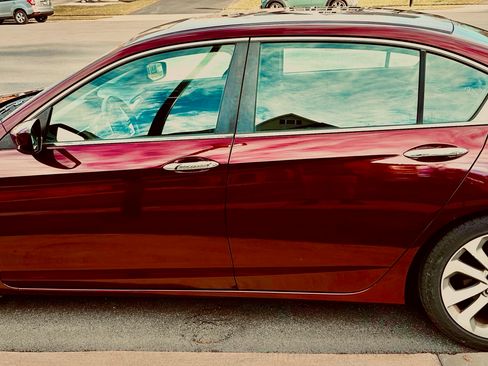 Used 2013 Honda Accord Sport image 10