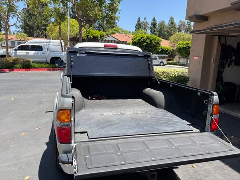 Used 2001 Toyota Tacoma 4x4 Double Cab image 10