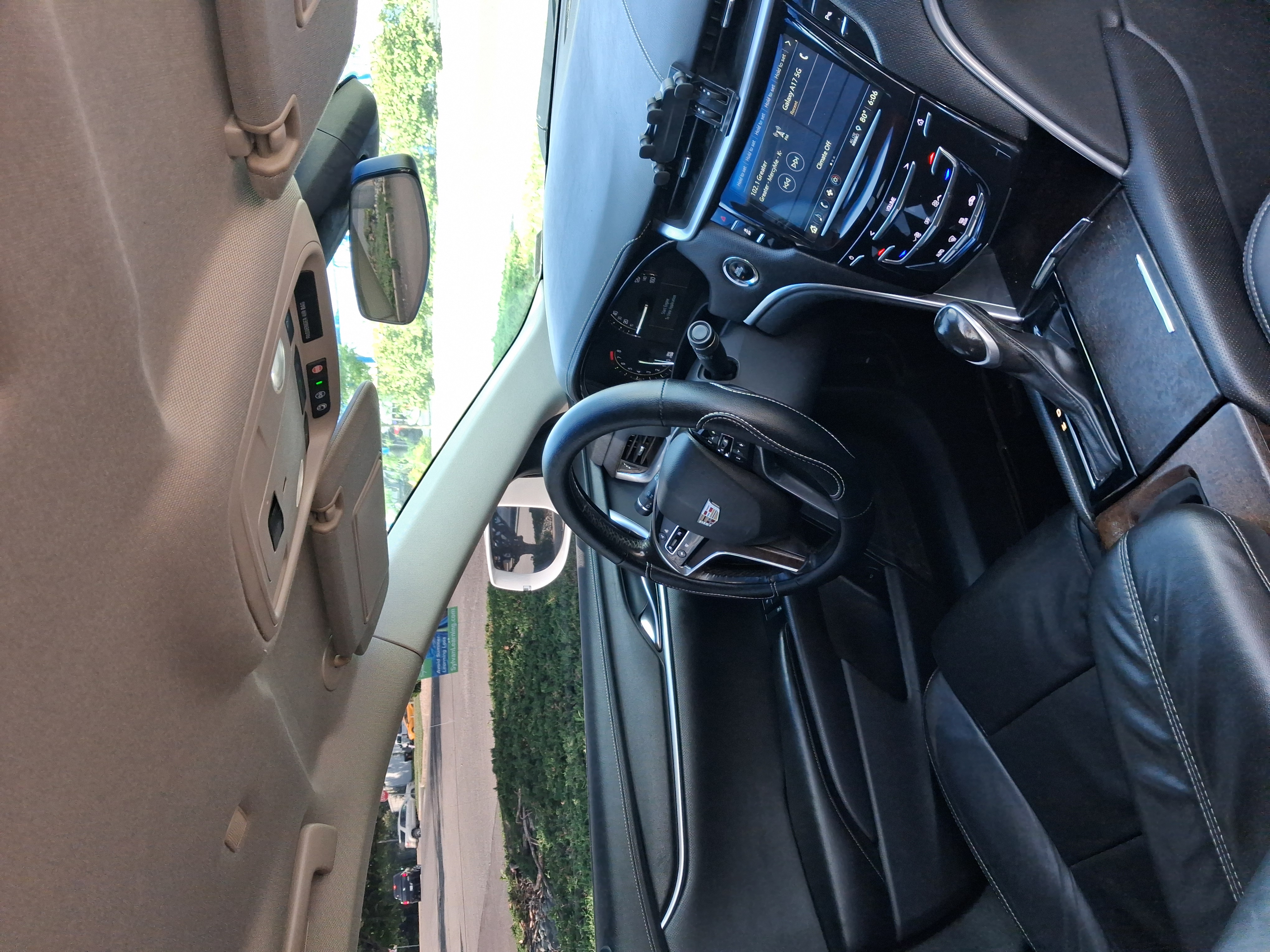 Used 2018 Cadillac XTS FWD image 17