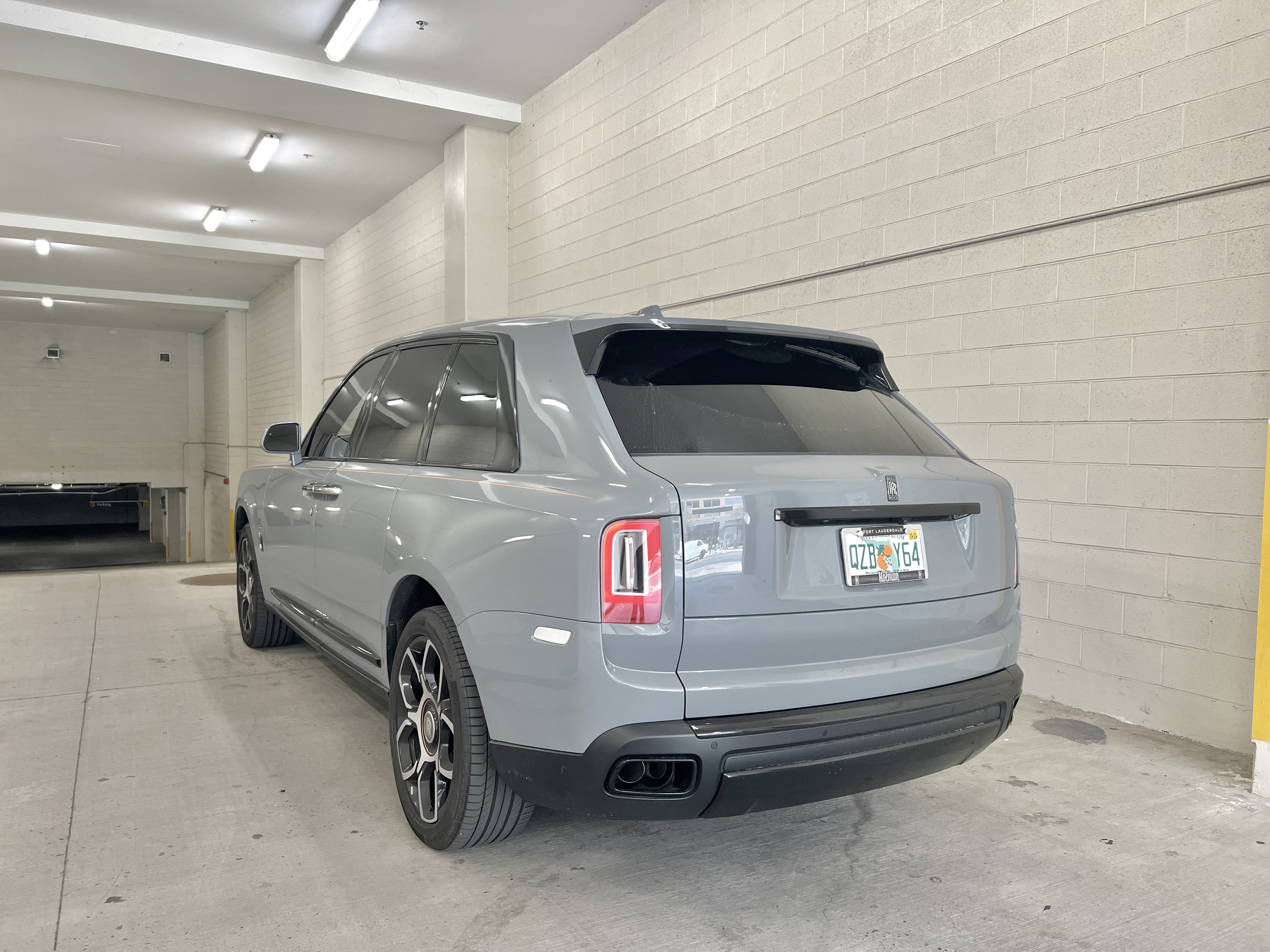 Used 2019 Rolls-Royce Cullinan AWD/4WD image 6