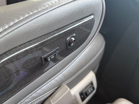 Used 2019 GMC Savana 2500 image 20