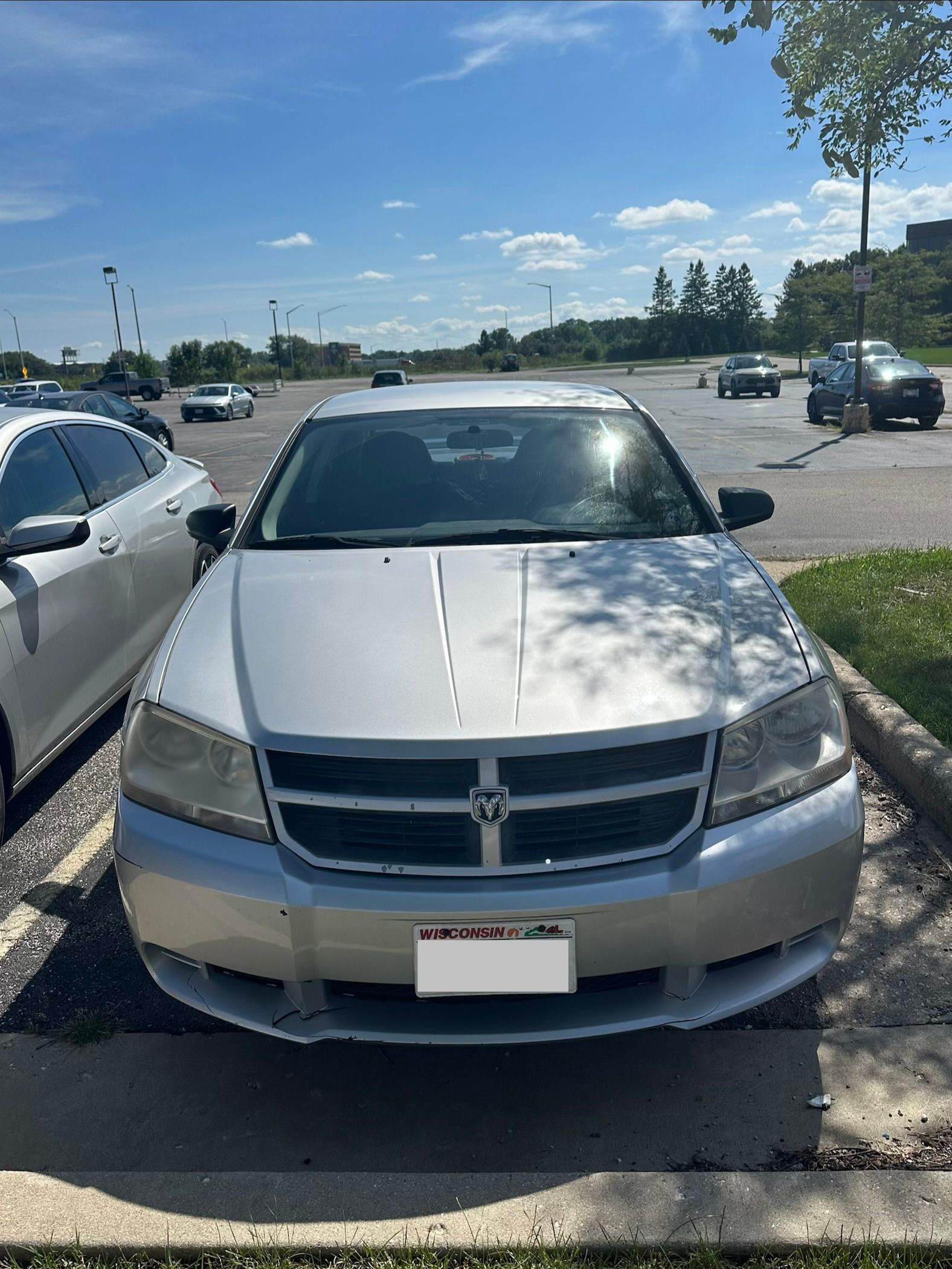 Used 2010 Dodge Avenger SXT FWD image 1