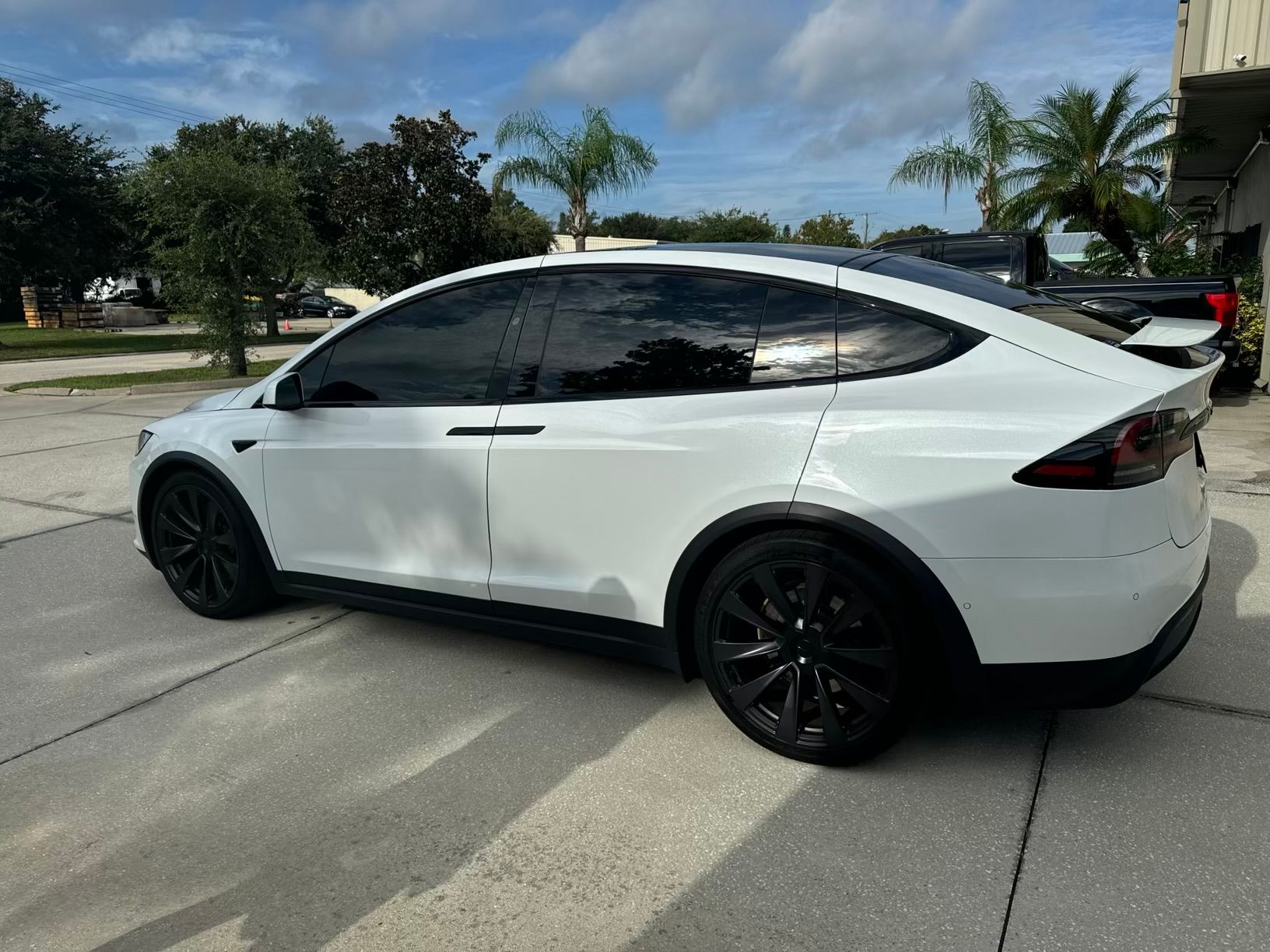 Used 2022 Tesla Model X Plaid AWD/4WD image 17