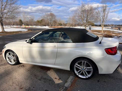 Used 2016 BMW 228i xDrive Convertible image 16