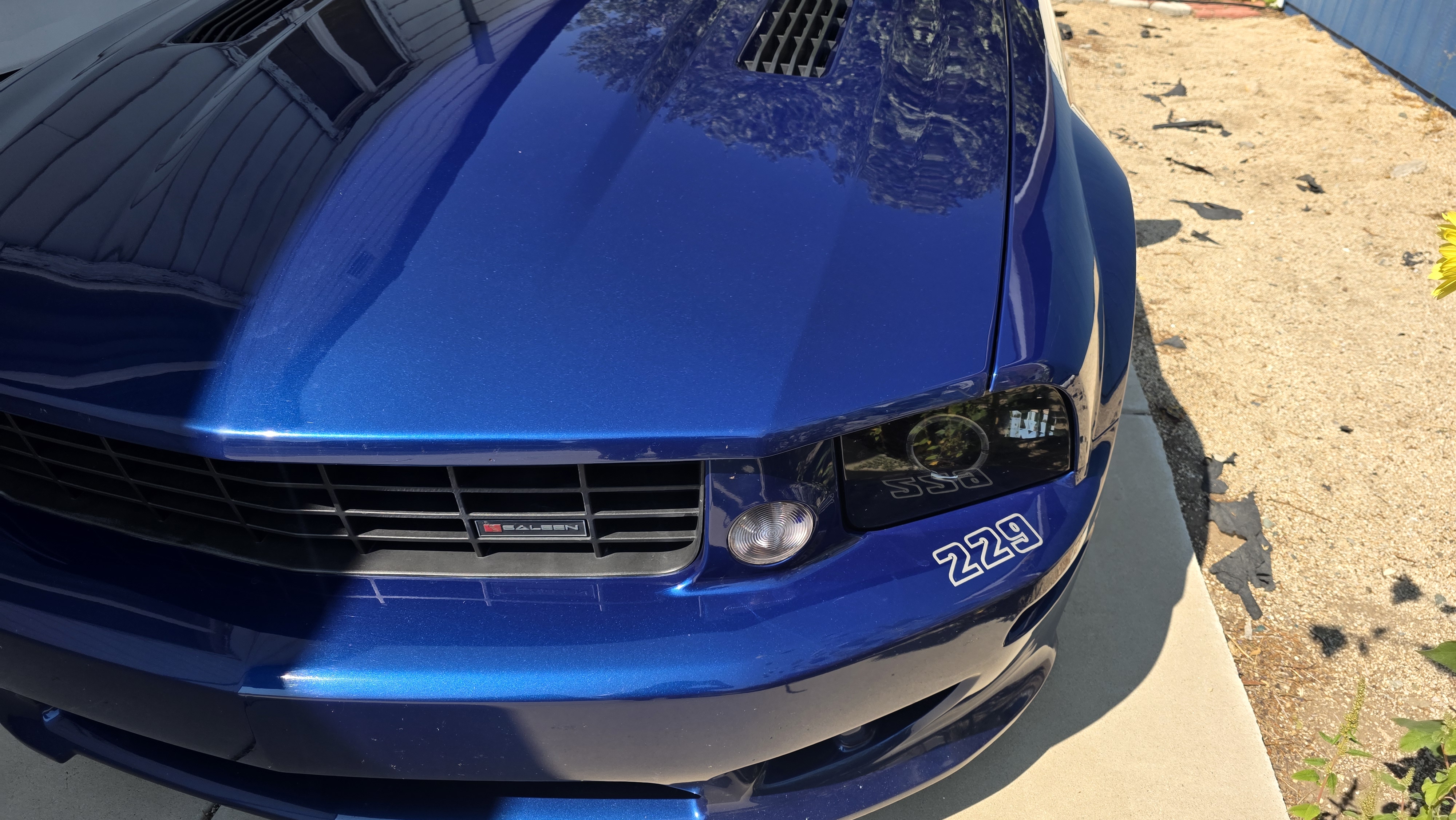 Used 2006 Ford Mustang GT Premium RWD image 4