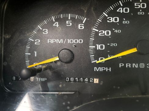 Used 2000 GMC Sierra 3500 2WD Crew Cab w/ SLE Marketing Option Pkg 3 image 10