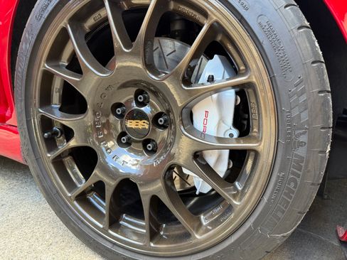 Used 2004 Volkswagen R32 AWD/4WD image 10